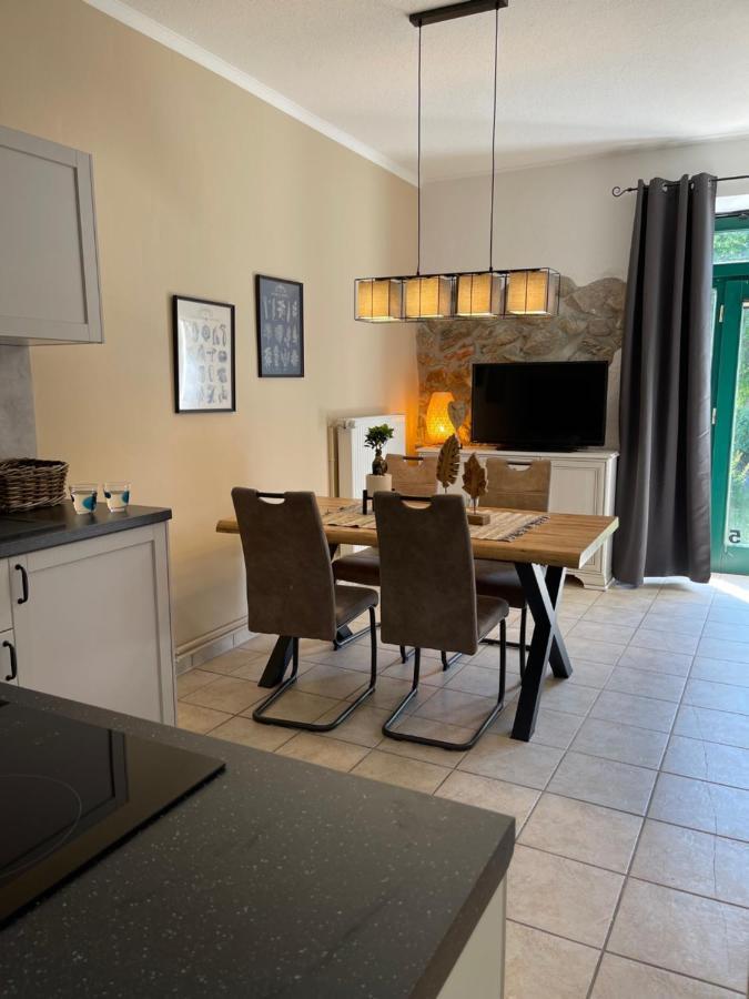 Naturnahes, Neu Moebl.Apartment, Hundefreundlich Neu Gaarz المظهر الخارجي الصورة